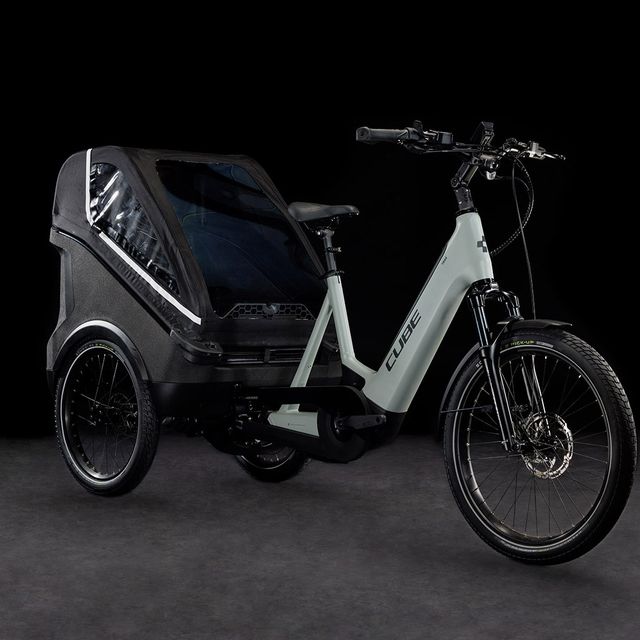 CUBE Trike Family Hybrid 750 sähköpyörä